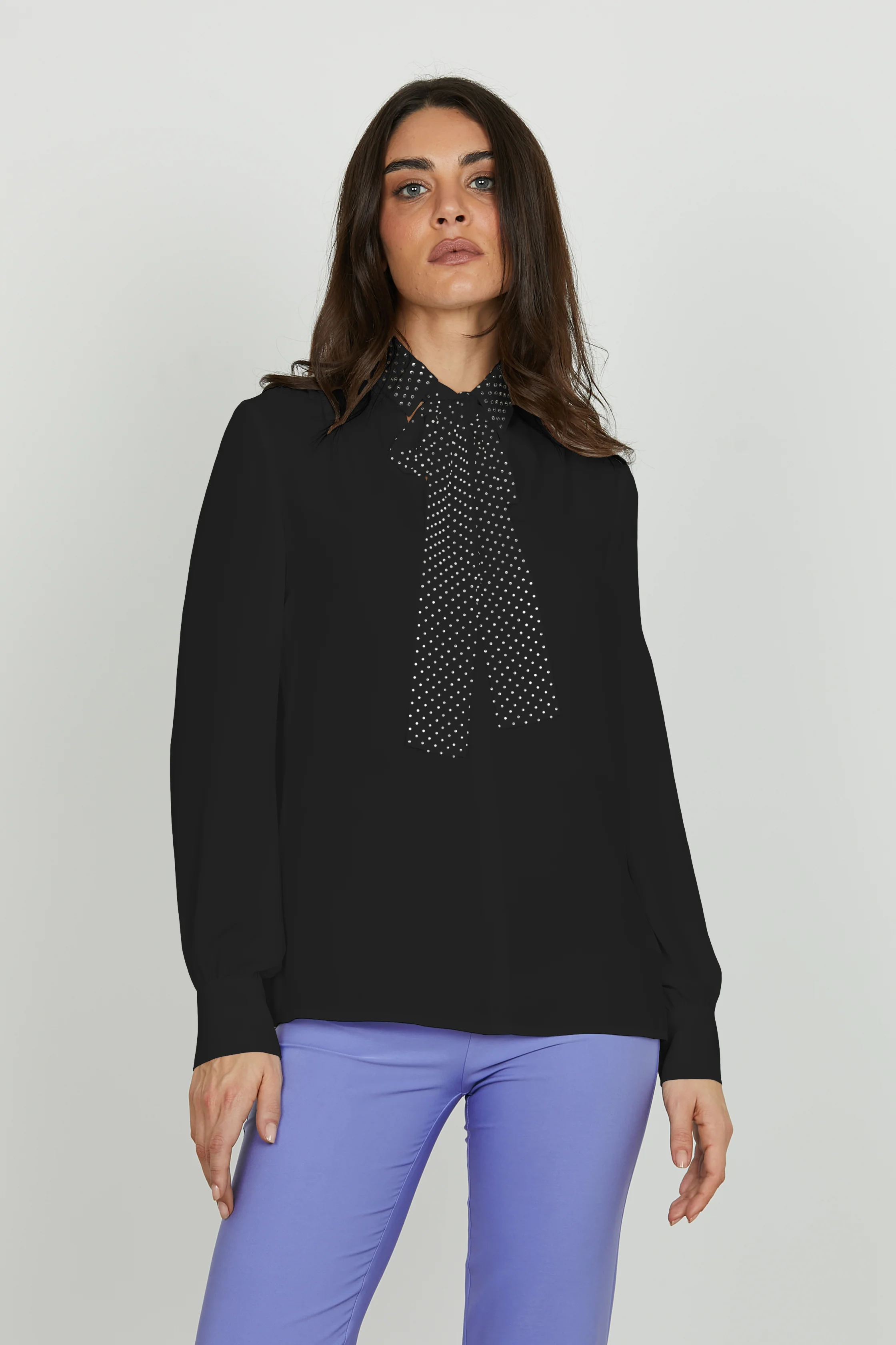 Blusa TUCSONAS manica lunga con colletto più fusciacca con strass - Image 6