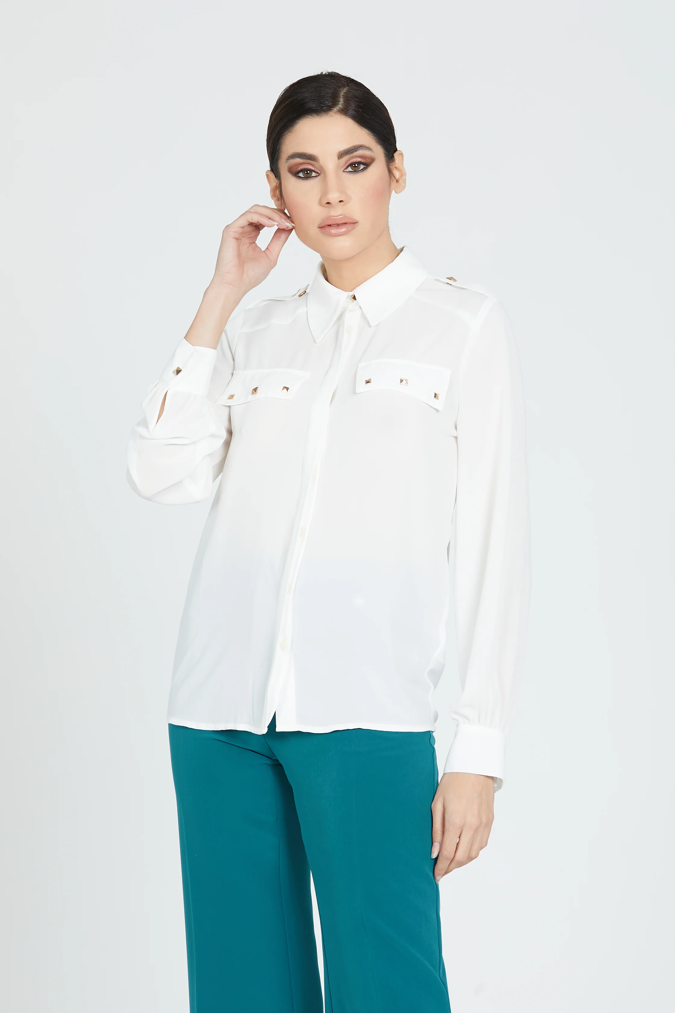 Camicia BALTOR manica lunga con tasca patte più martingala bottoni - Image 2