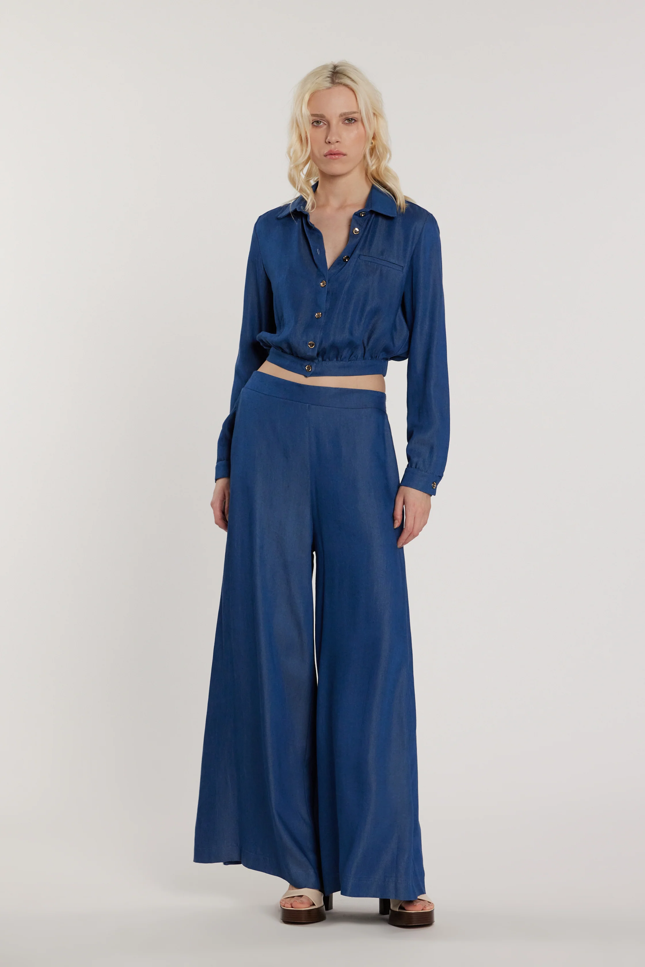 Camicia CANDYS maniche lunghe con elastico sul fondo denim - Image 4
