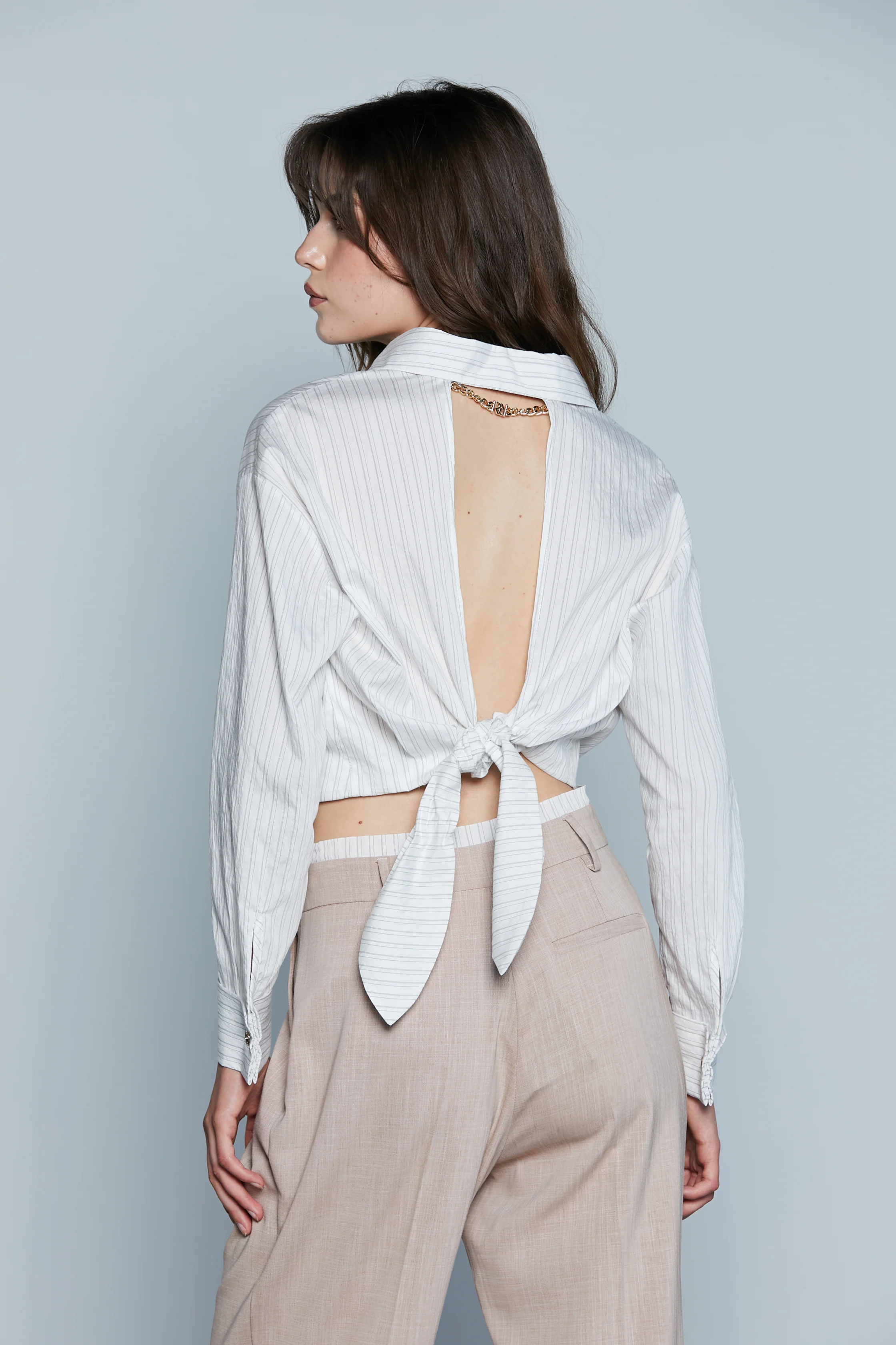 Camicia MAJADA Corta con Polso Doppio più Pieghe più Tasca più Apert.Schiena Righe - Image 2