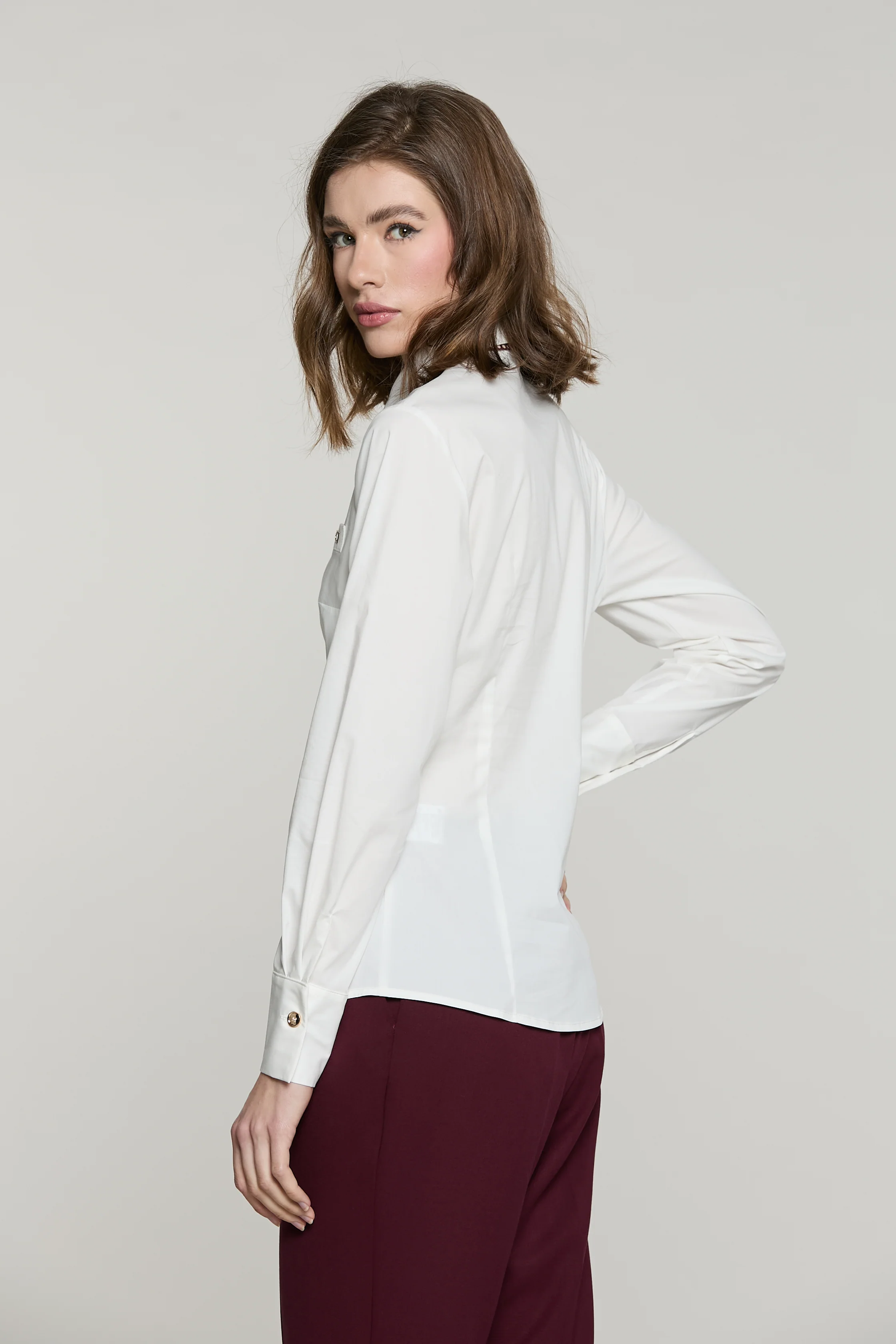 Camicia ZORA manica lunga con patta più cravatta pois - Image 3