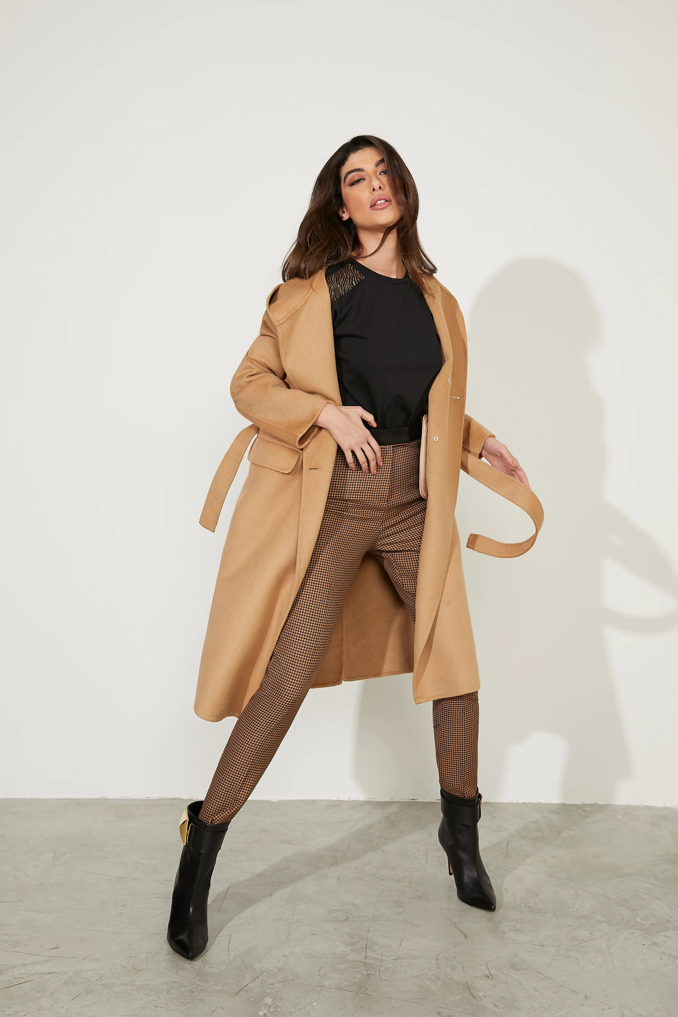 Cappotto CONAN lungo manica lunga doppio petto con tasche più patte più cappuccio sfoderato - Image 8