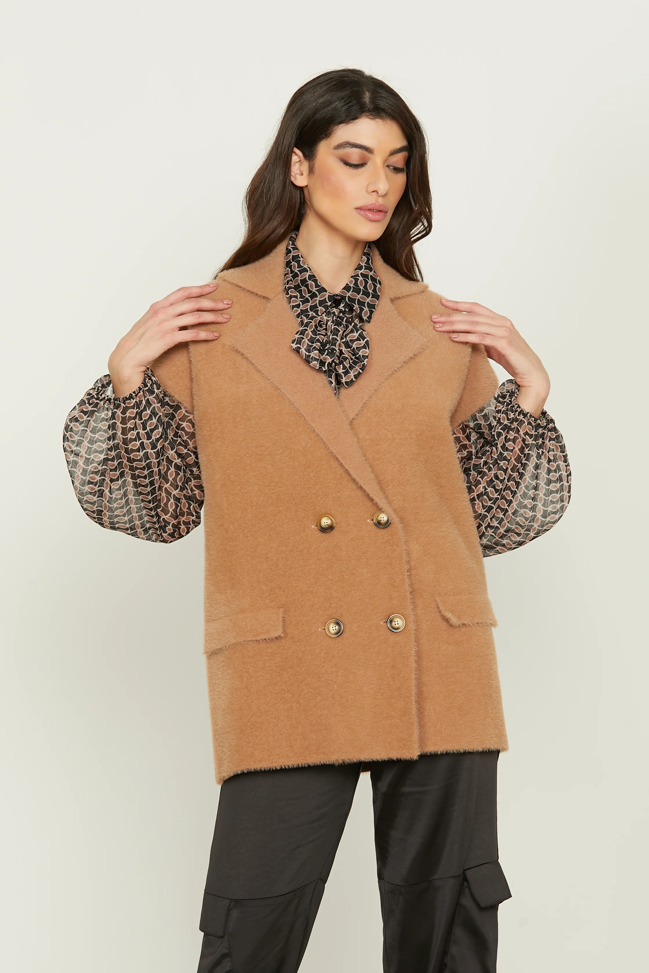 Cappotto gilet REBBY mezza manica aletta doppio petto con patte filato pelliccetta - Image 2