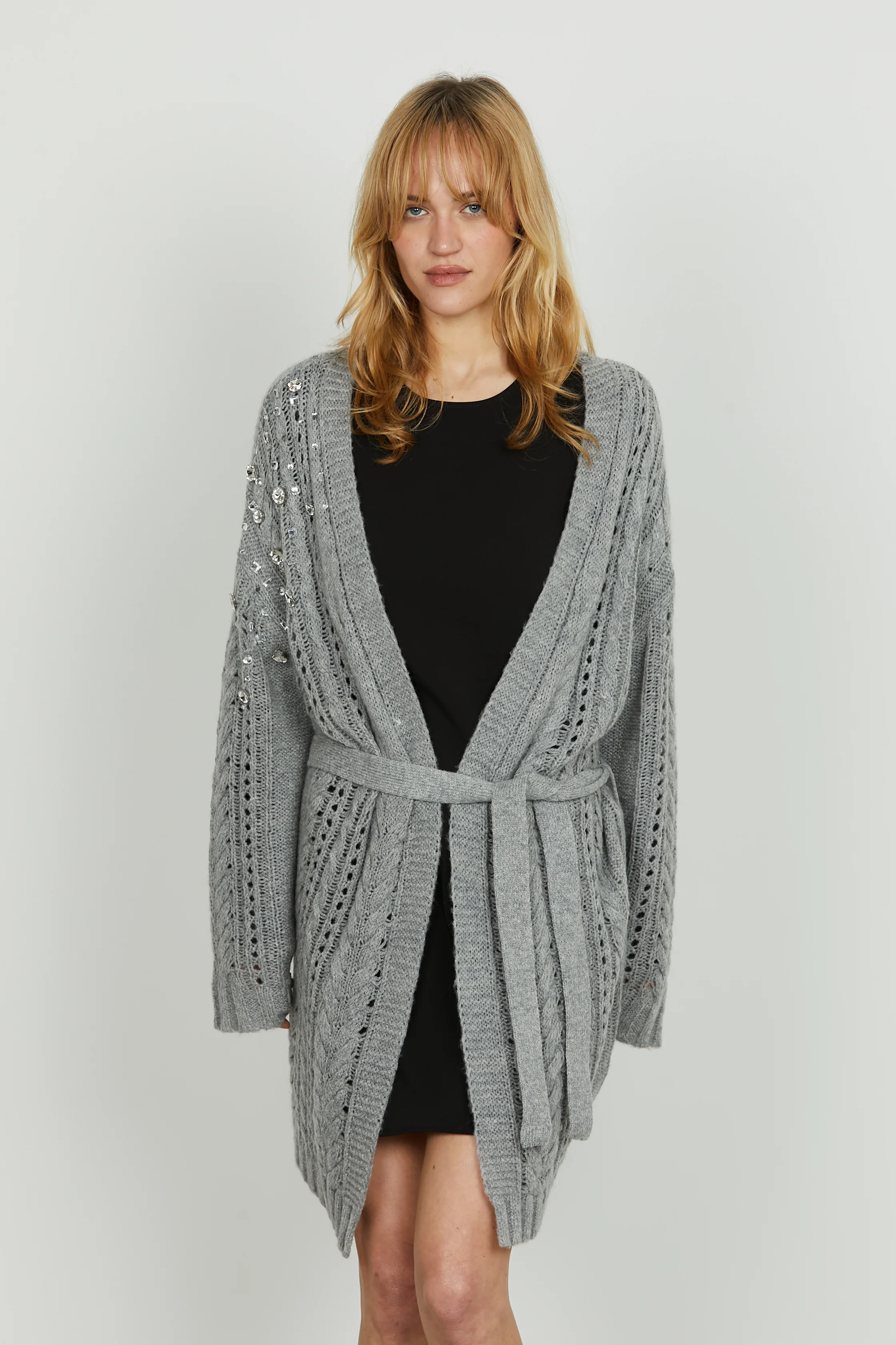 Cardigan ANDRO manica lunga con cintura più lavorazione trecce più applicazione pietre