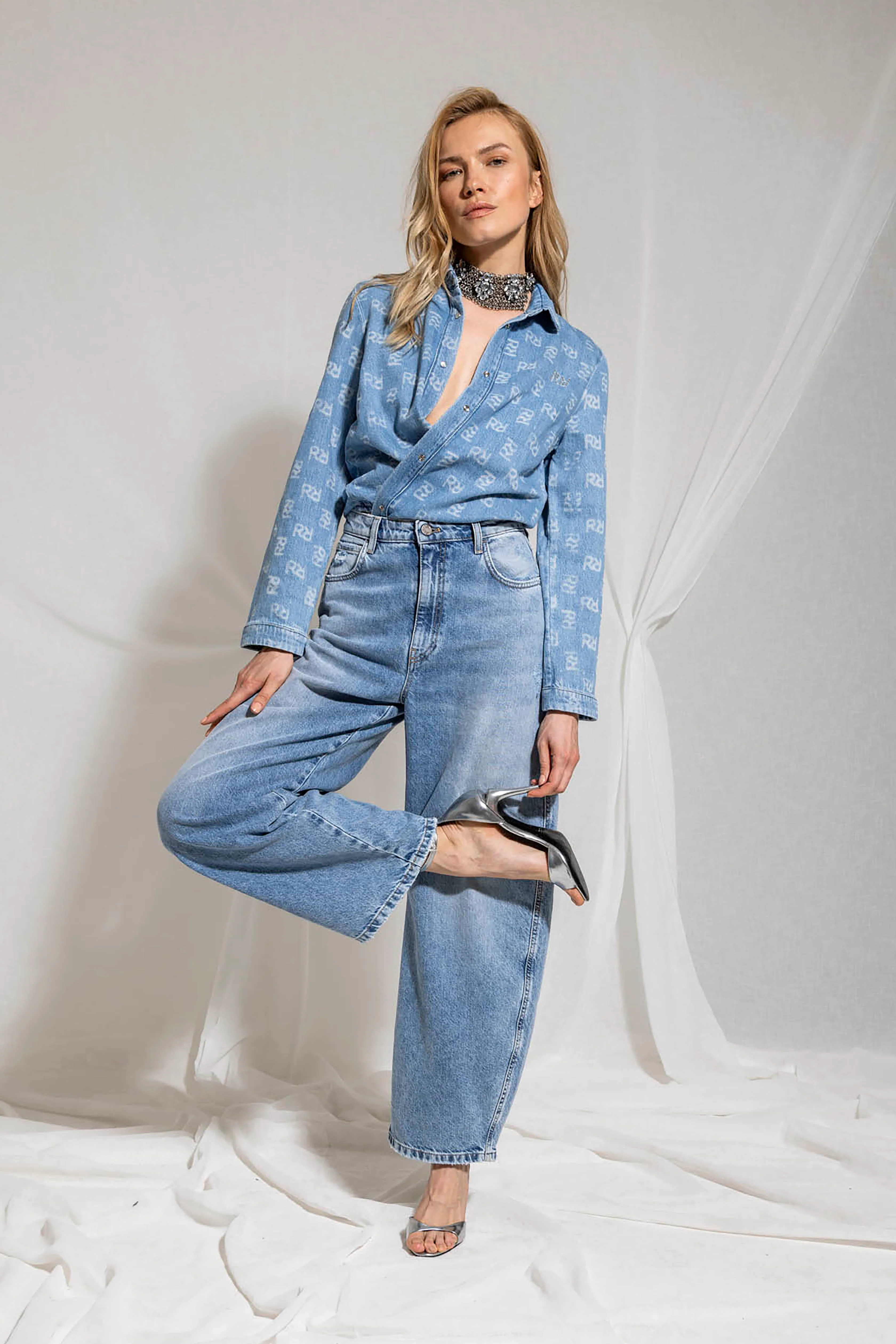 Jeans JULIA_20 Vita Alta 5 Ts con Rotture Mom Fit Denim - Image 5