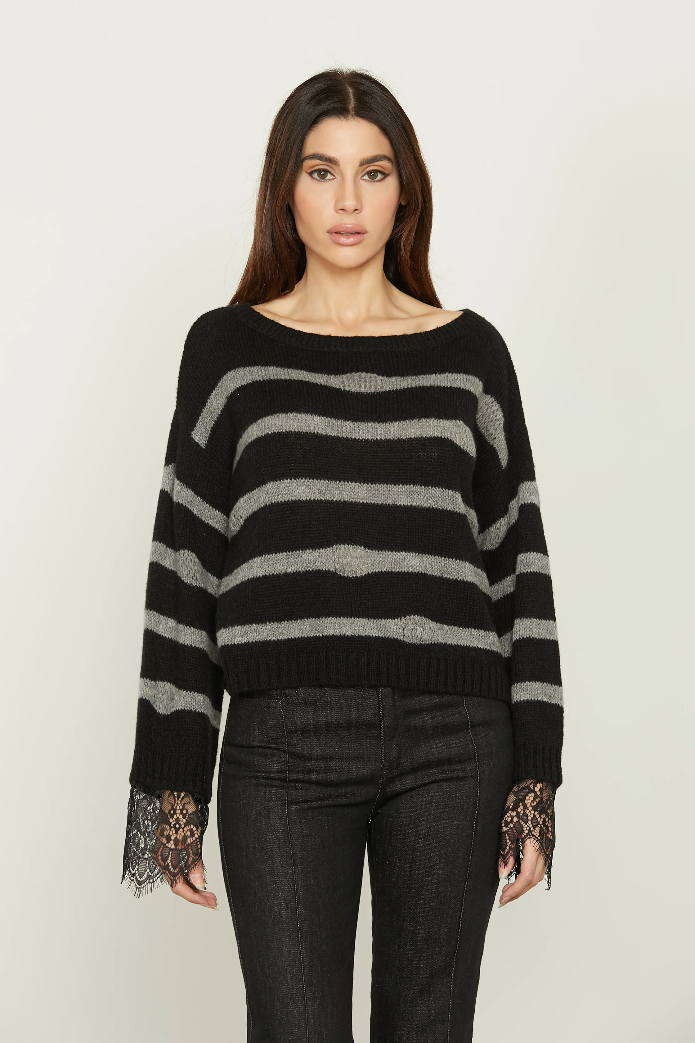 Maglia CLELIA corta manica lunga scollo barca con inserti pizzo righe - Image 2