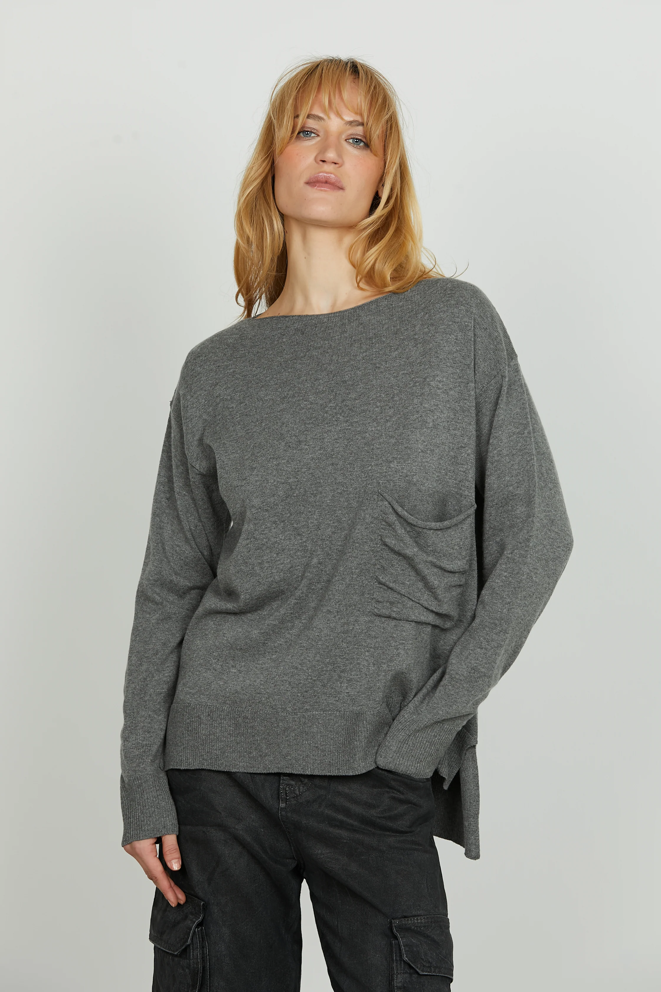 Maglia DOKOS manica lunga con tasca più spacchi fondo asimmetrica