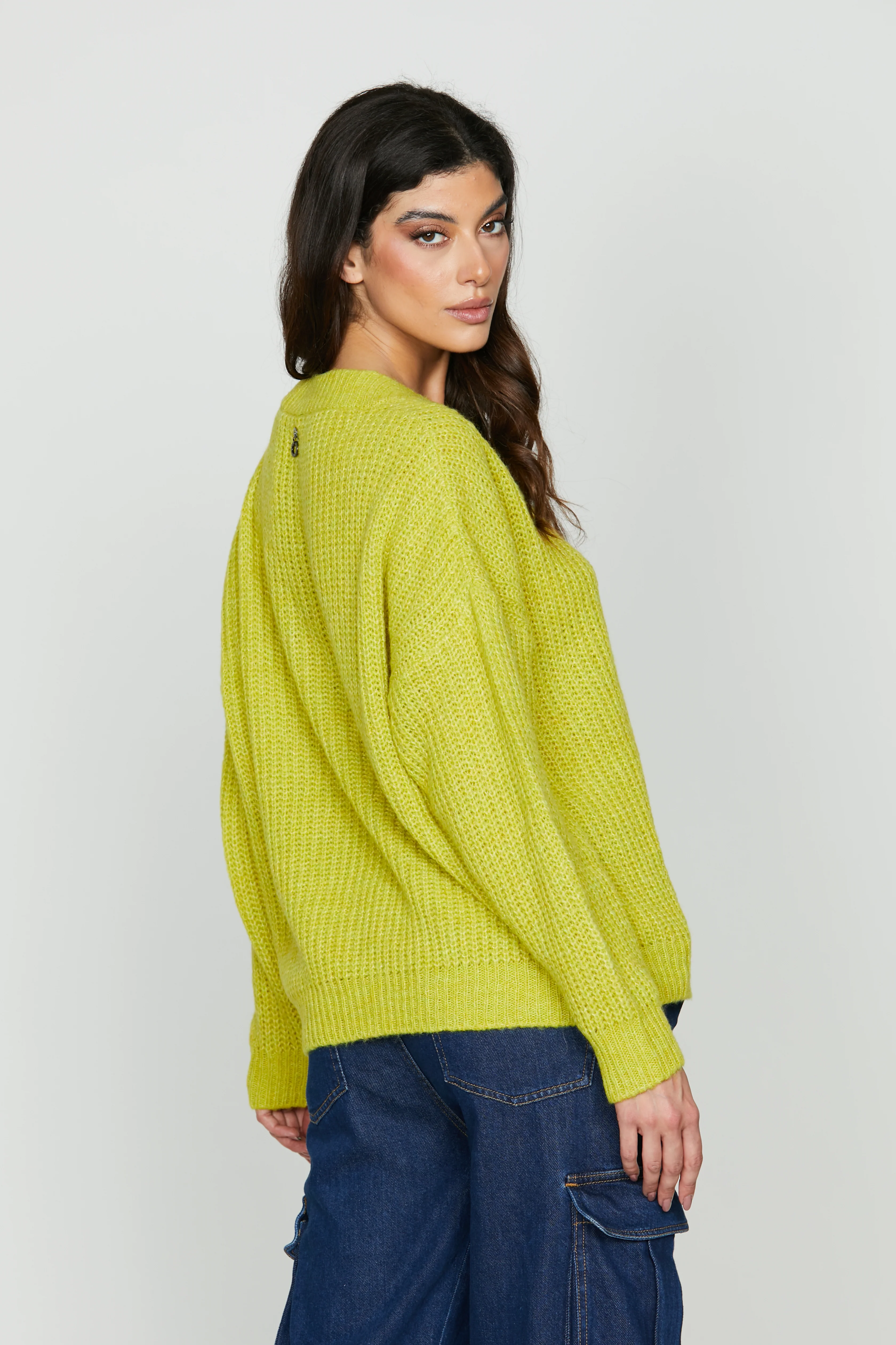 Maglia MINJAE manica lunga scollo v over - Image 3