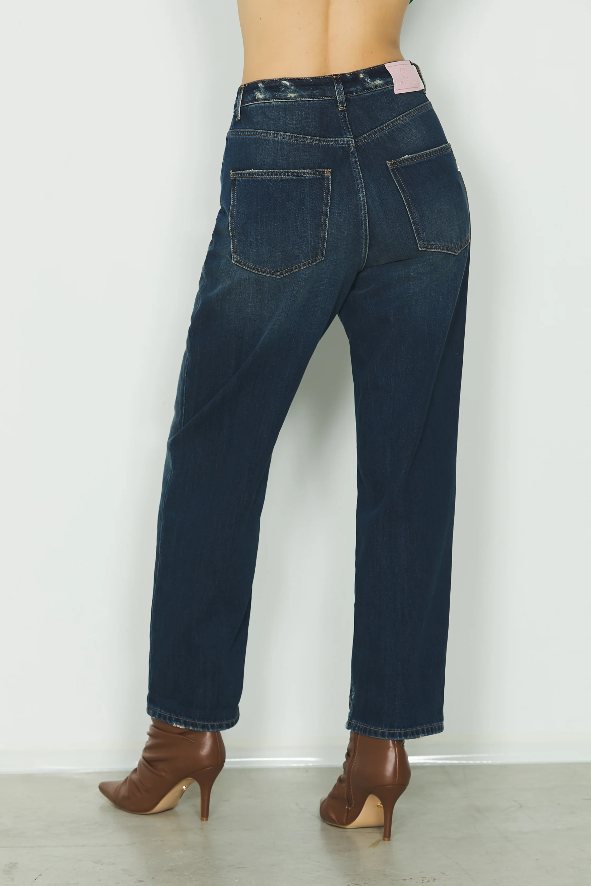 Panta CARLA_21 baggy fit vita media 5 ts con rotture cintura in blue denim - Image 3