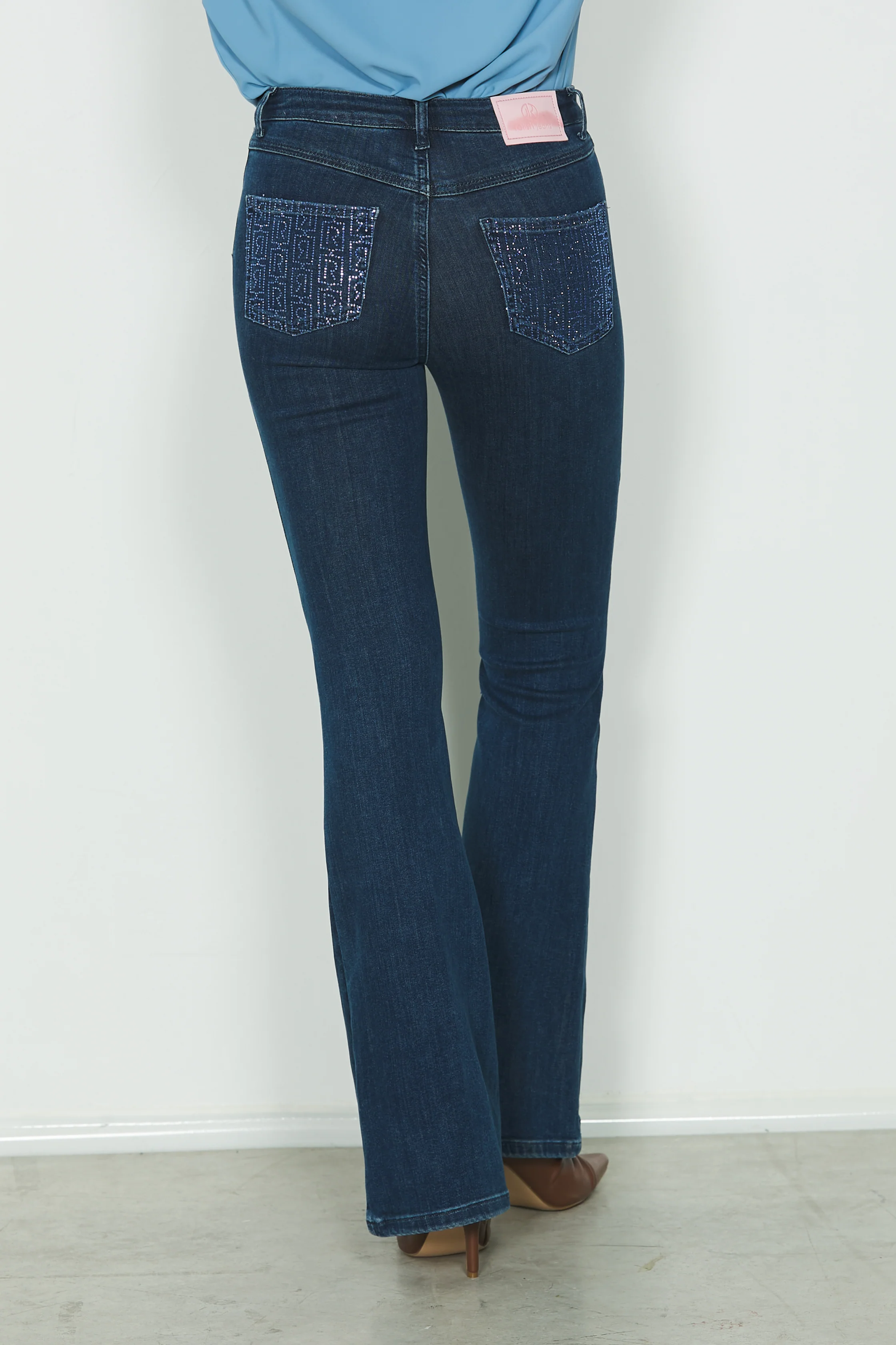 Jeans SCHIFFER_23 vita media 5ts con strass retro flaire fit in blue denim - Image 3