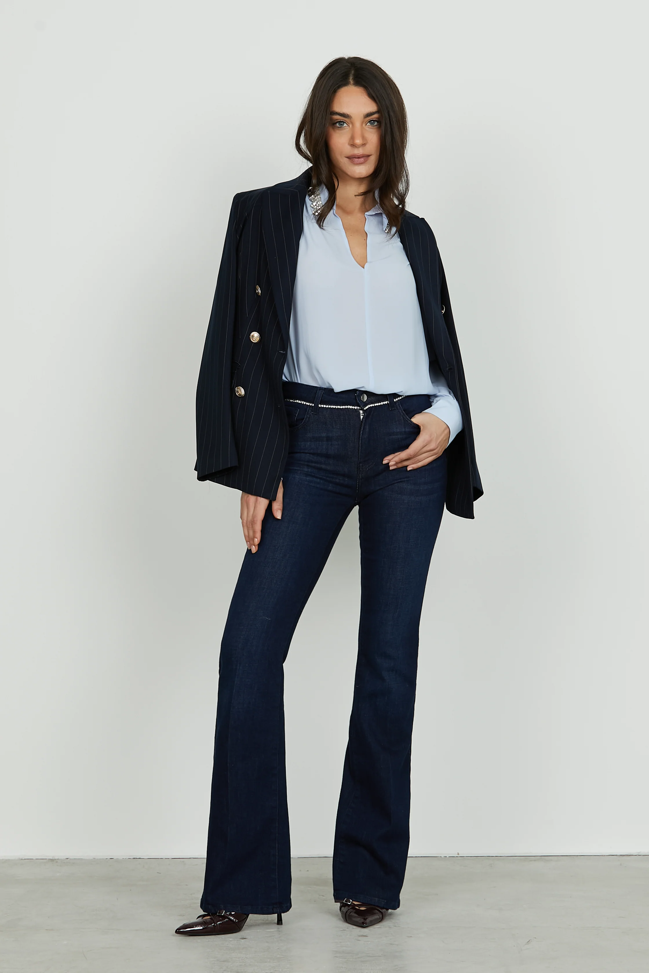 Panta SCHIFFER_29 vita media 5 ts con piping strass flaire fit denim blue