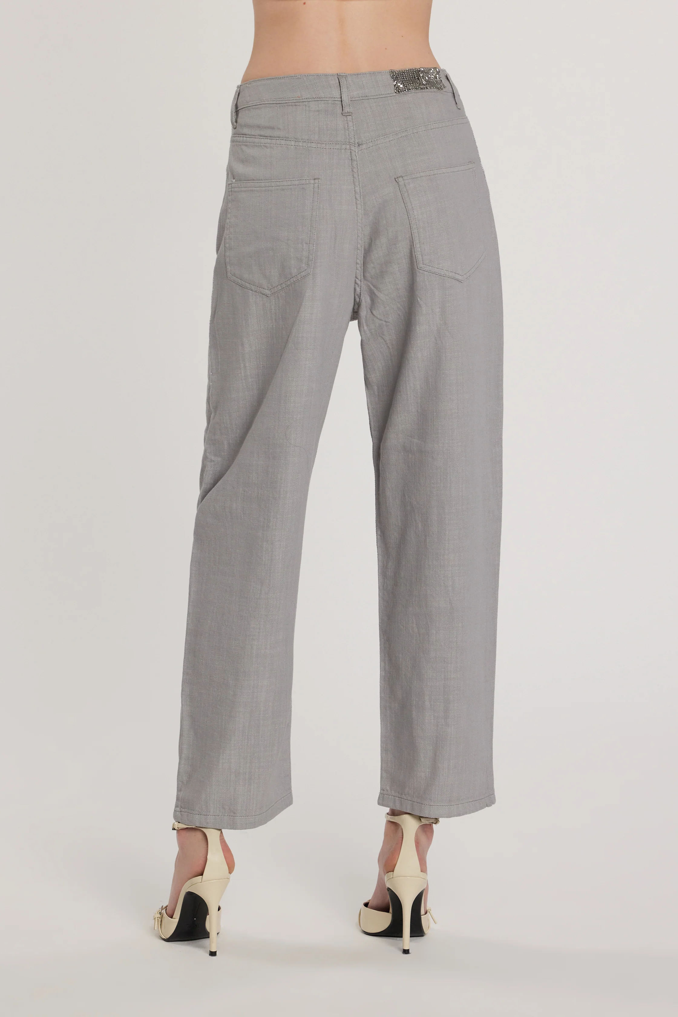 Pantalone CARLA_32_SNZ vita media cinque tasche baggy fit grey cotton - Image 3