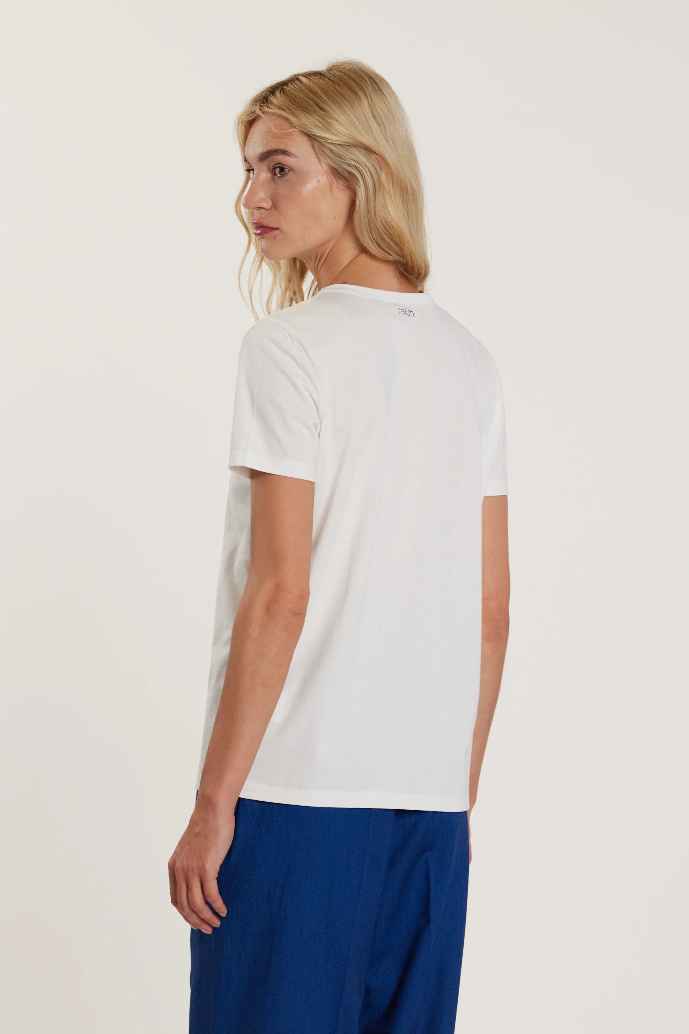 T-Shirt ANDRE maniche corte con cravatta logo - Image 3